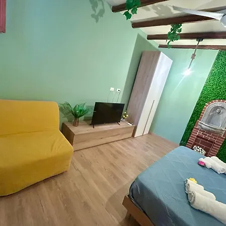 Lägenhet Al Duomo Apartment - Centro Storico, 2 Min Cattedrale *