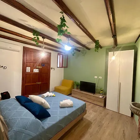 Al Duomo Apartment - Centro Storico, 2 Min Cattedrale