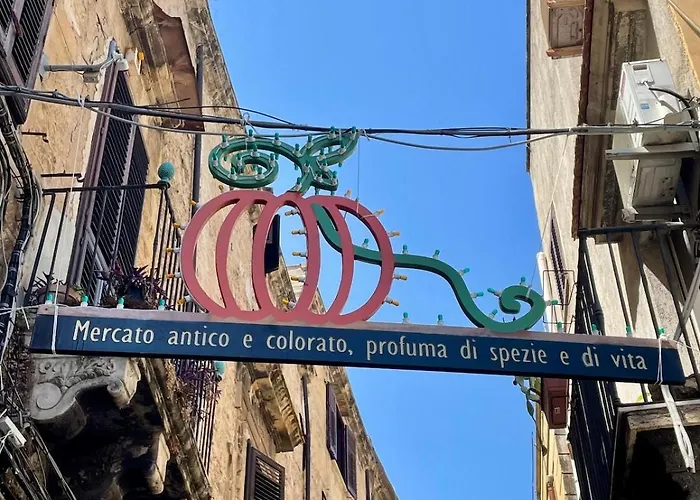 Al Duomo In * Palermo